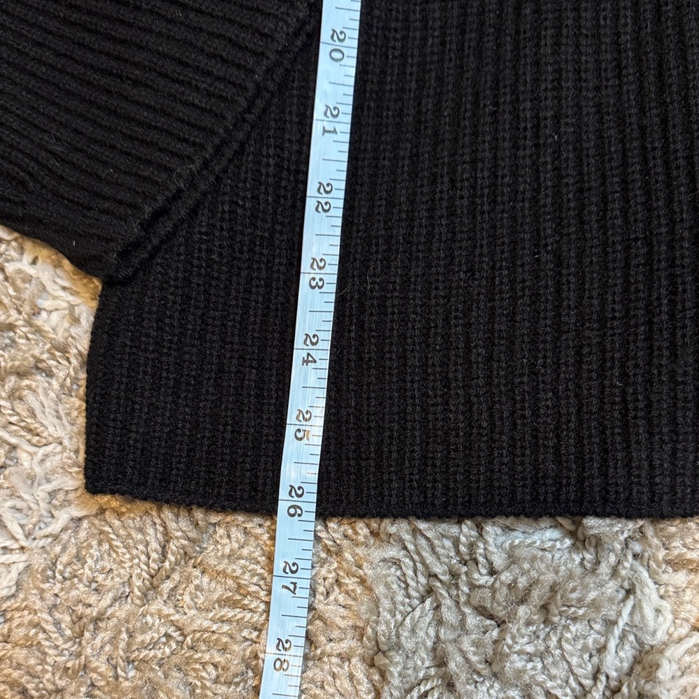 Vince Ribbed V-Neck Wool & Cashmere Blend Sweater Black size Large - Picture 12 of 14